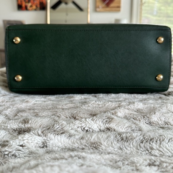 Michael Kors Saffiano Leather Bag & Wallet Set - Picture 6 of 11